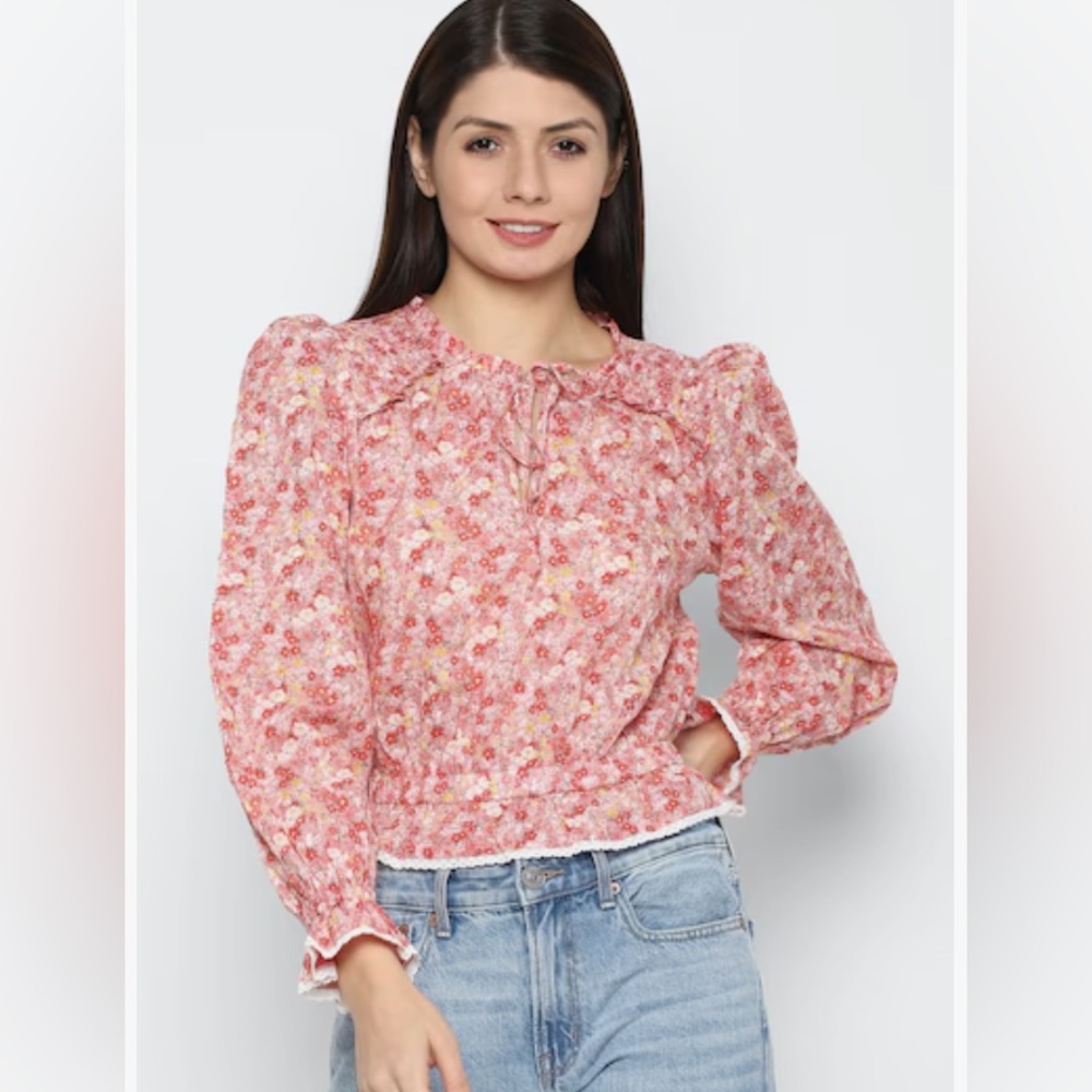 American Eagle Long Sleeve Pink Floral Smocked Blouse
